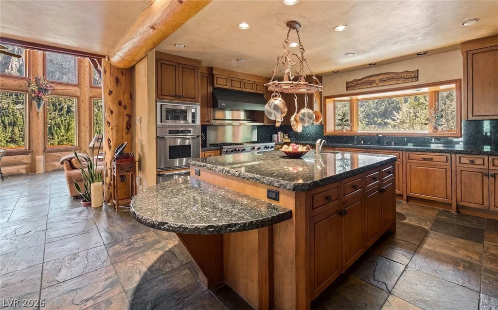276 Seven Dwarfs, Mount Charleston, NV 89124