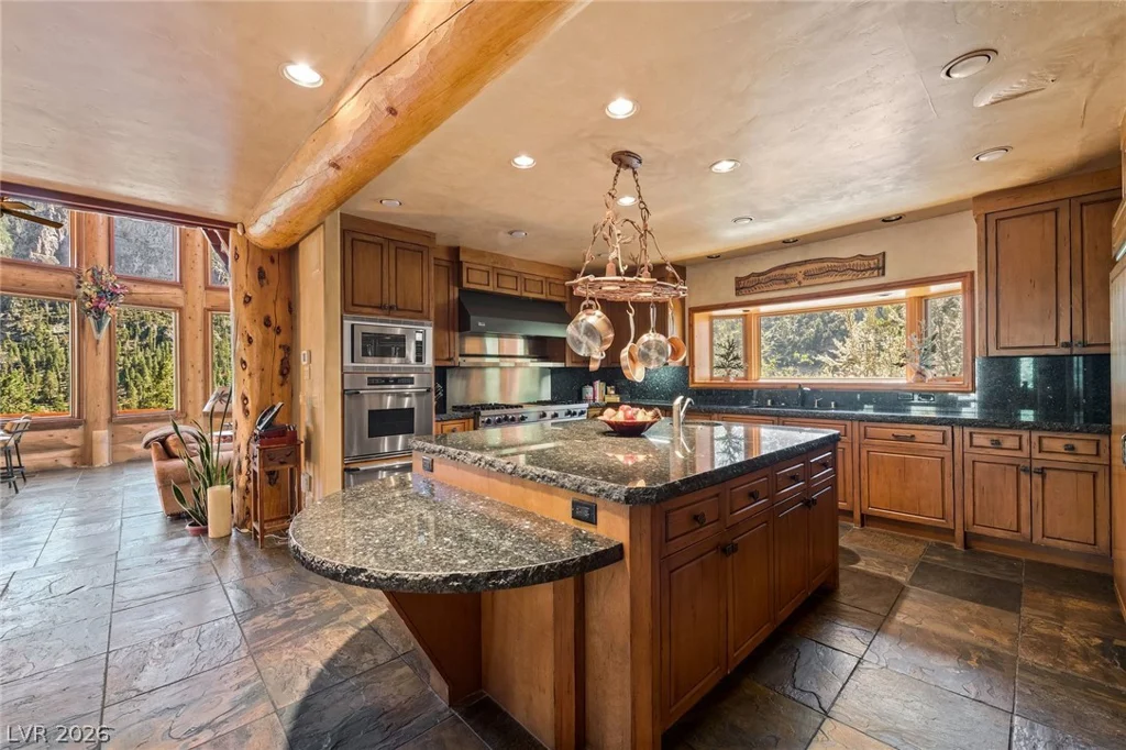 276 Seven Dwarfs, Mount Charleston, NV 89124
