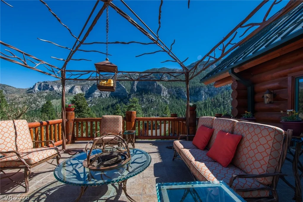 276 Seven Dwarfs, Mount Charleston, NV 89124