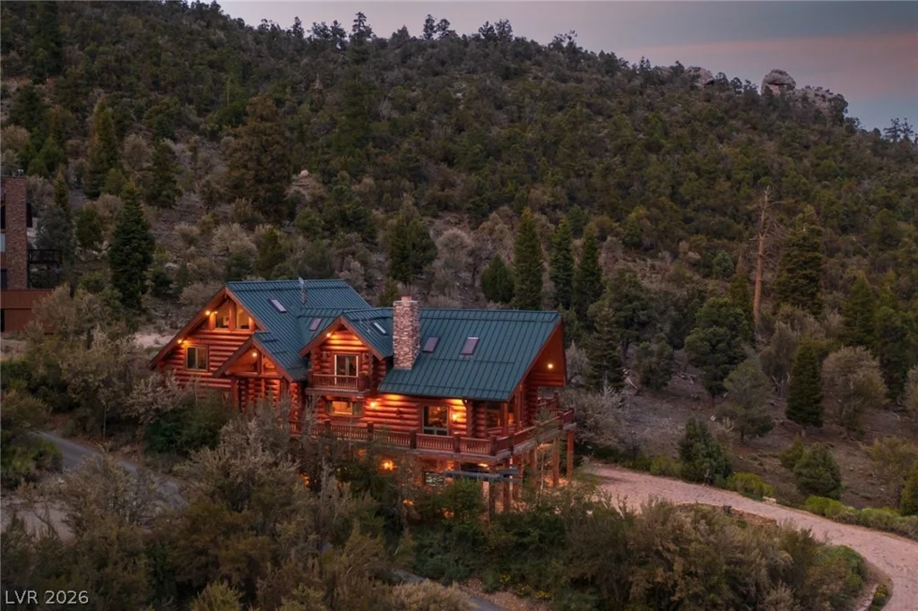 276 Seven Dwarfs, Mount Charleston, NV 89124