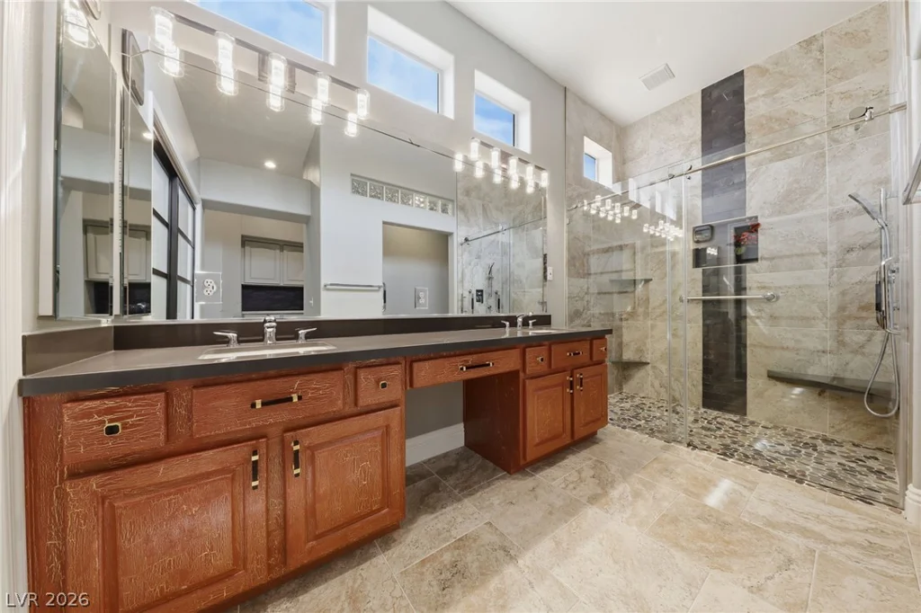 9100 Garden View, Las Vegas, NV 89134