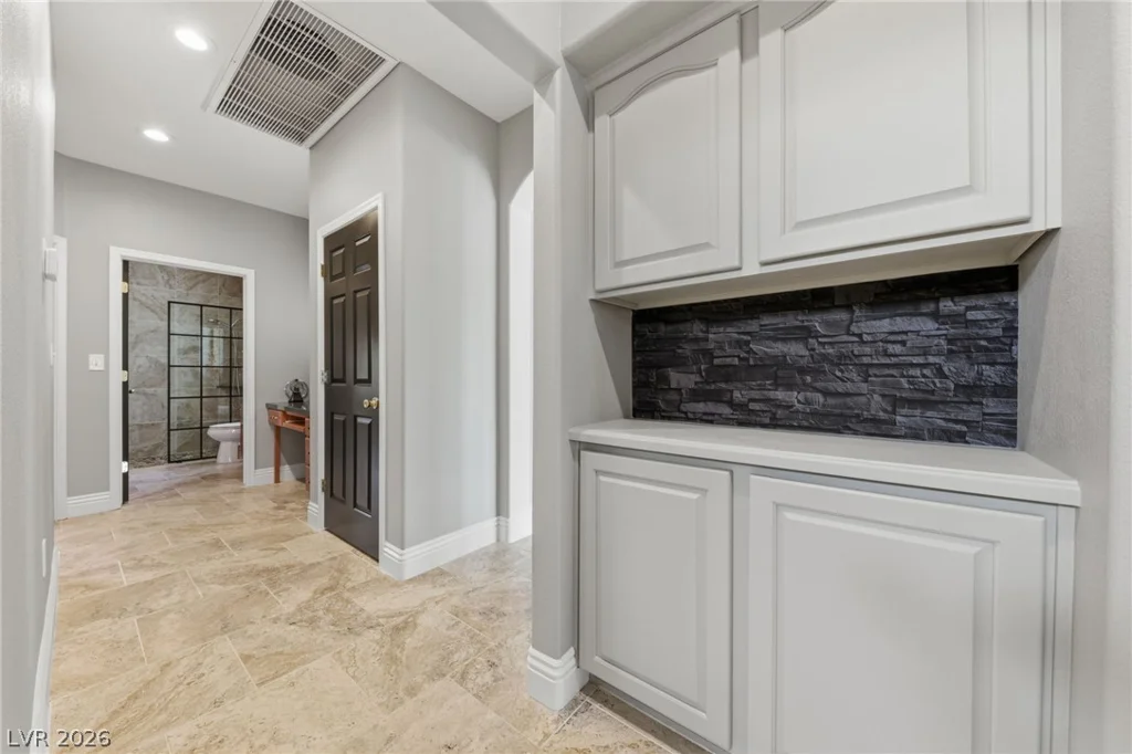 9100 Garden View, Las Vegas, NV 89134