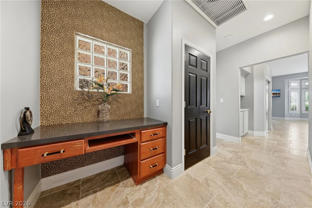 9100 Garden View, Las Vegas, NV 89134