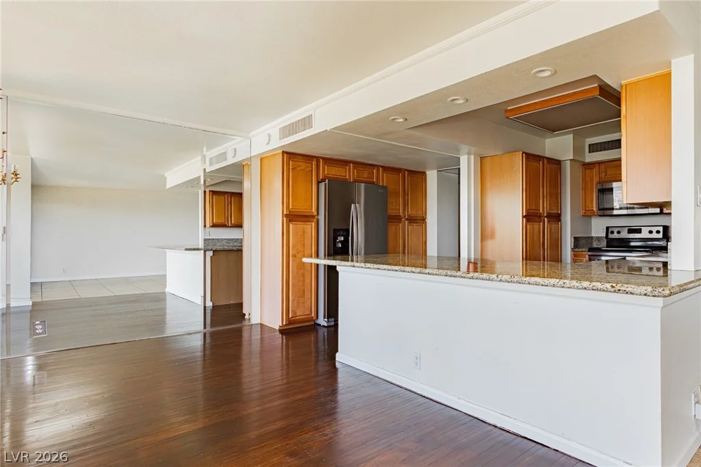 3111 Bel Air, Las Vegas, NV 89109