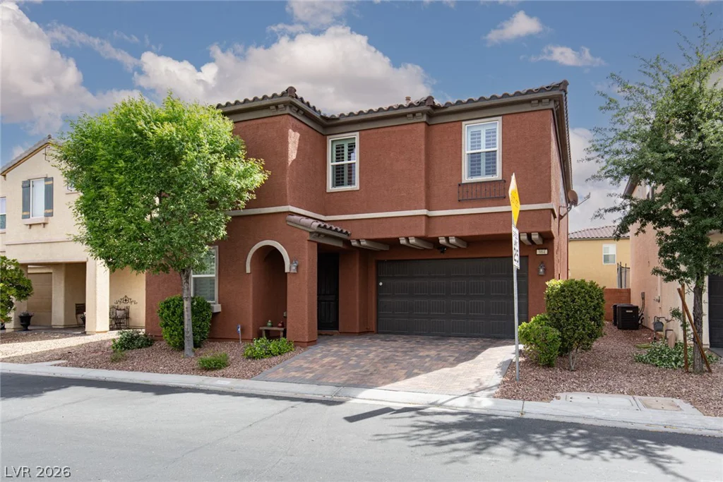 984 Pretty Fire, Las Vegas, NV 89178