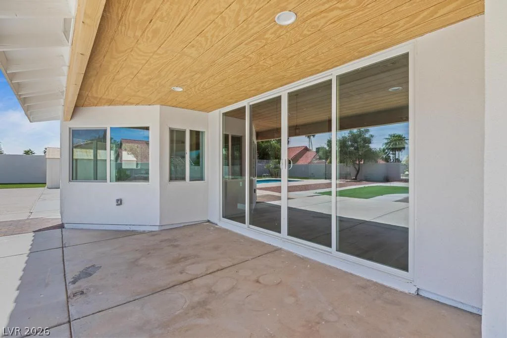3360 Pioneer, Las Vegas, NV 89129