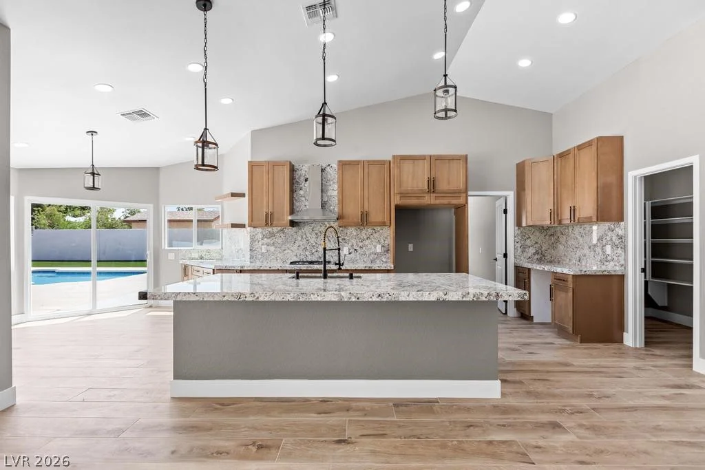 3360 Pioneer, Las Vegas, NV 89129