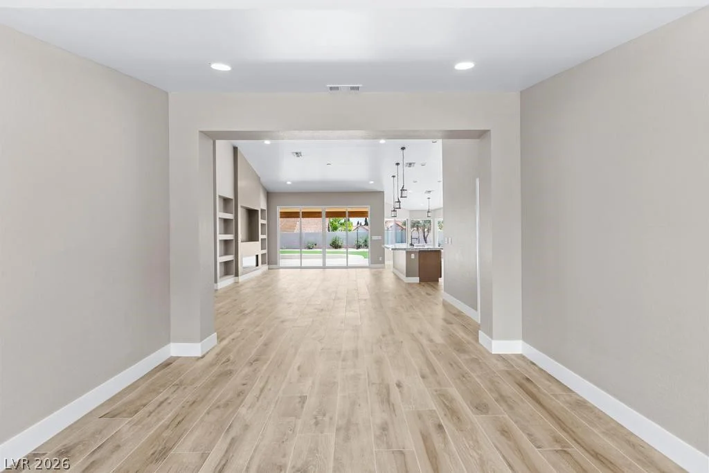 3360 Pioneer, Las Vegas, NV 89129
