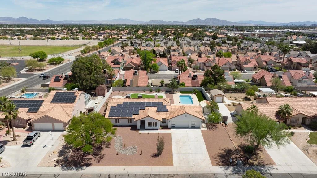 3360 Pioneer, Las Vegas, NV 89129
