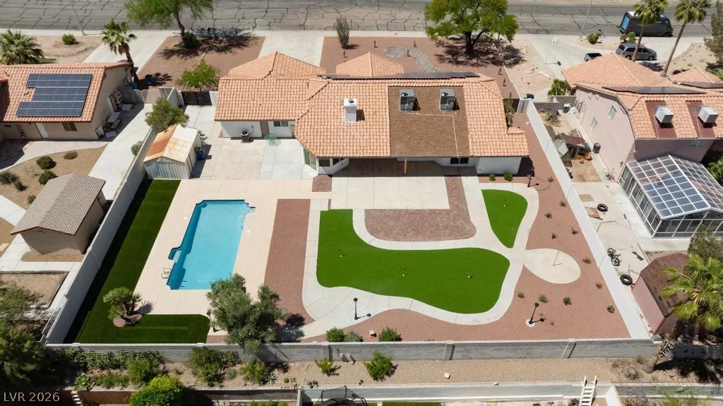 3360 Pioneer, Las Vegas, NV 89129