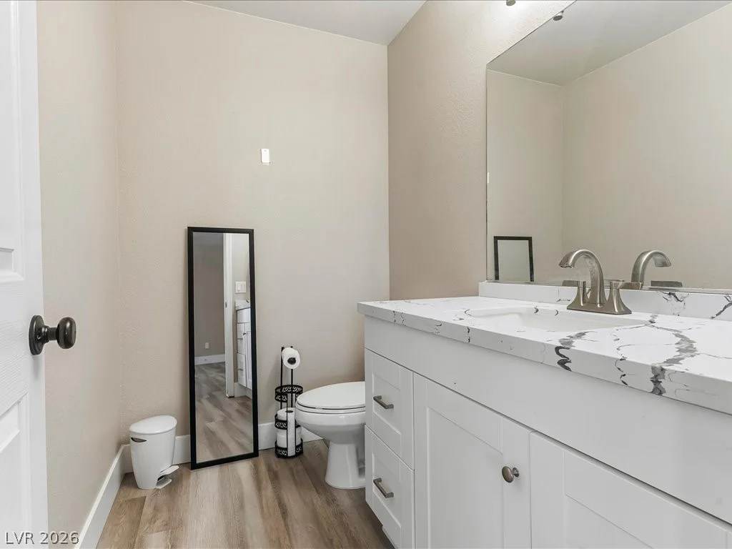 8994 Odense, Las Vegas, NV 89147