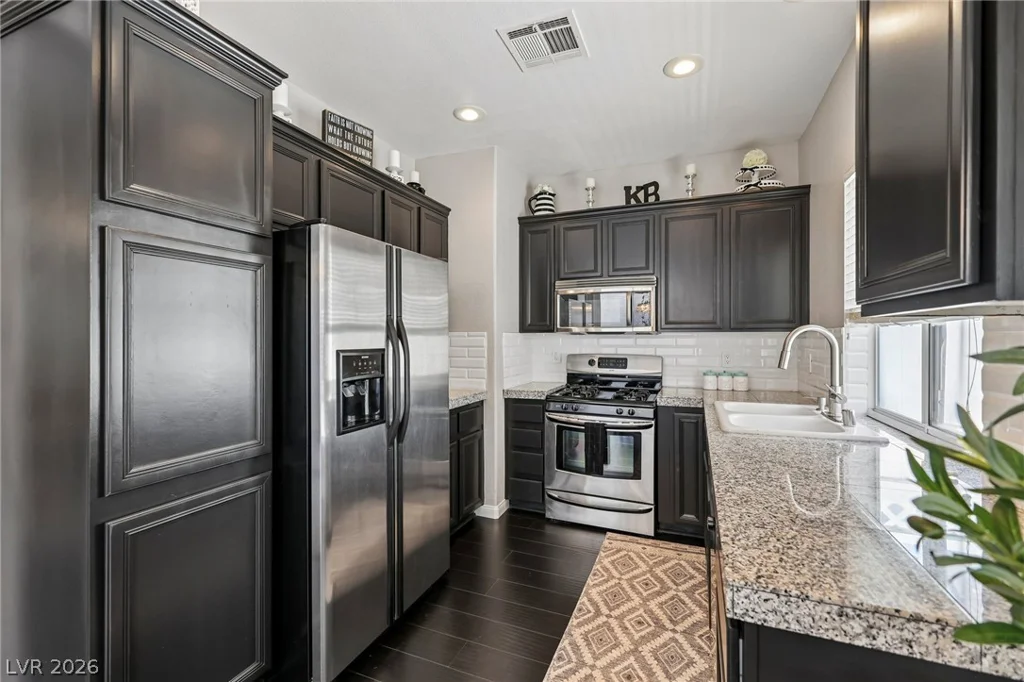 8188 Golden Flowers, Las Vegas, NV 89139