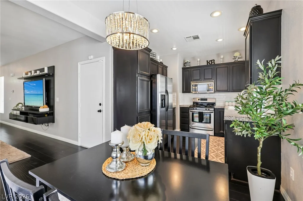 8188 Golden Flowers, Las Vegas, NV 89139