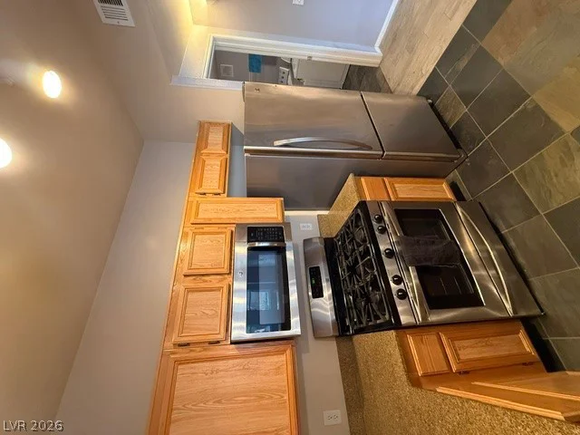 10001 Peace, Las Vegas, NV 89147