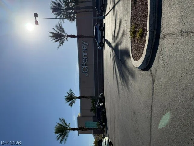 10001 Peace, Las Vegas, NV 89147