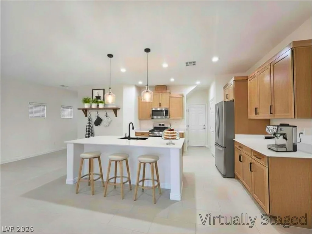 8476 Spirit Vale, Las Vegas, NV 89117