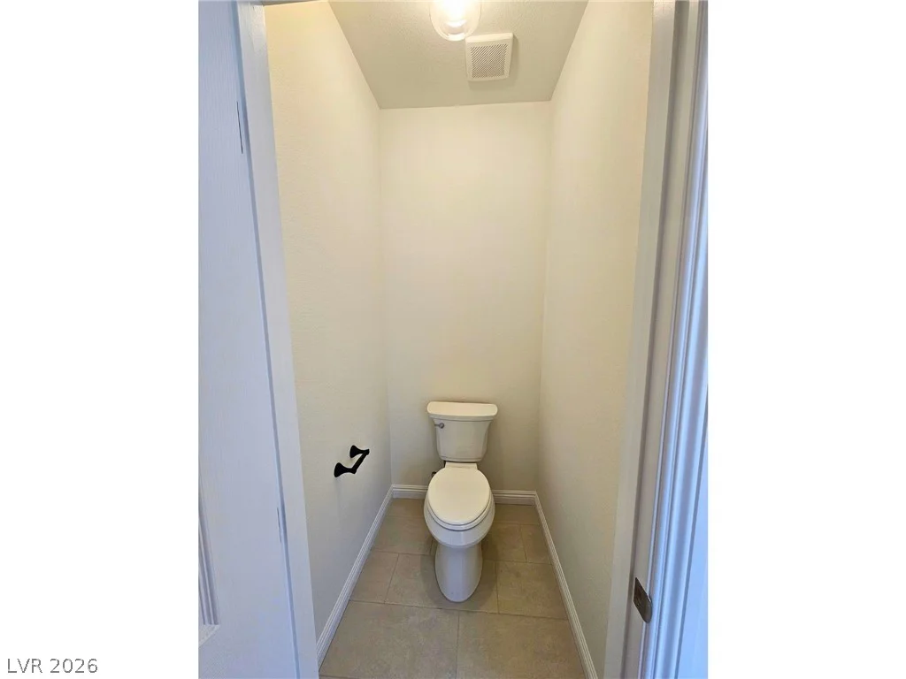8476 Spirit Vale, Las Vegas, NV 89117