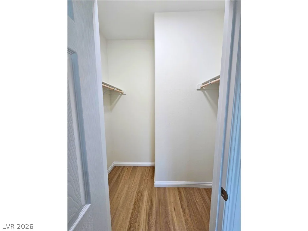 8476 Spirit Vale, Las Vegas, NV 89117