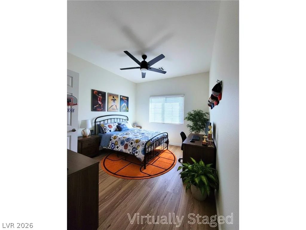 8476 Spirit Vale, Las Vegas, NV 89117