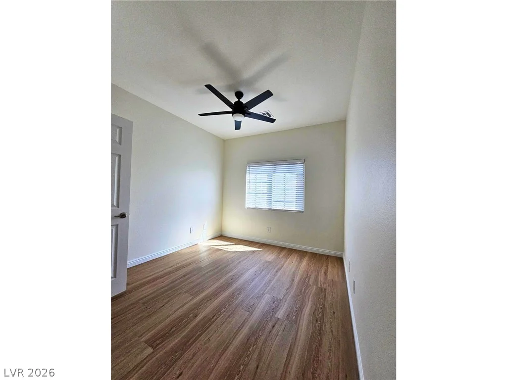 8476 Spirit Vale, Las Vegas, NV 89117