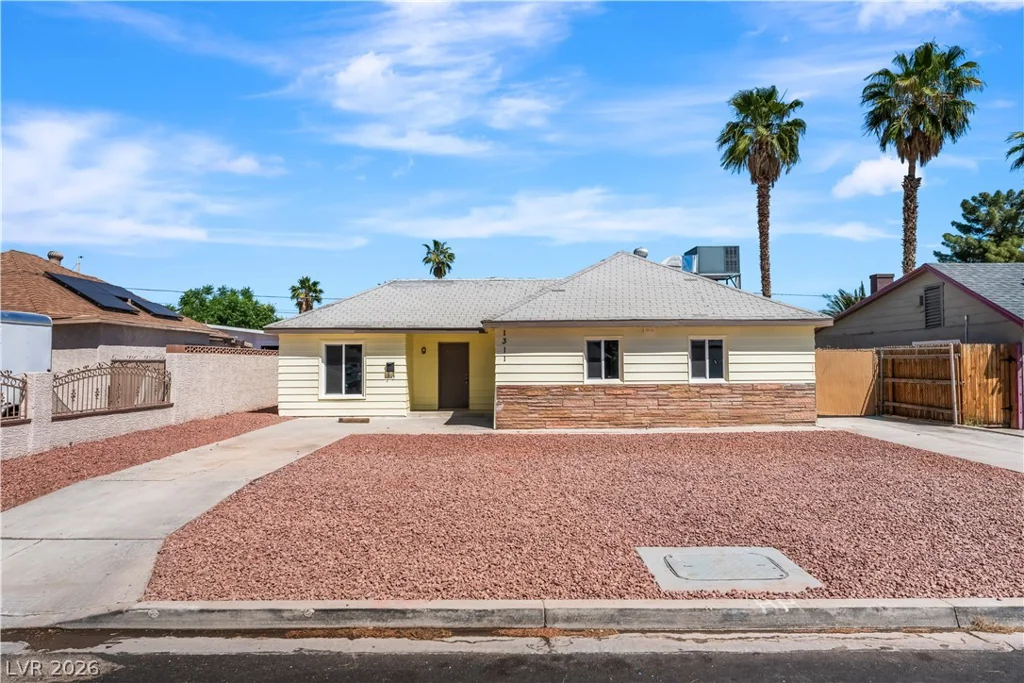 1311 Sweeney, Las Vegas, NV 89104