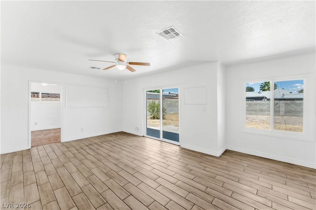 1311 Sweeney, Las Vegas, NV 89104
