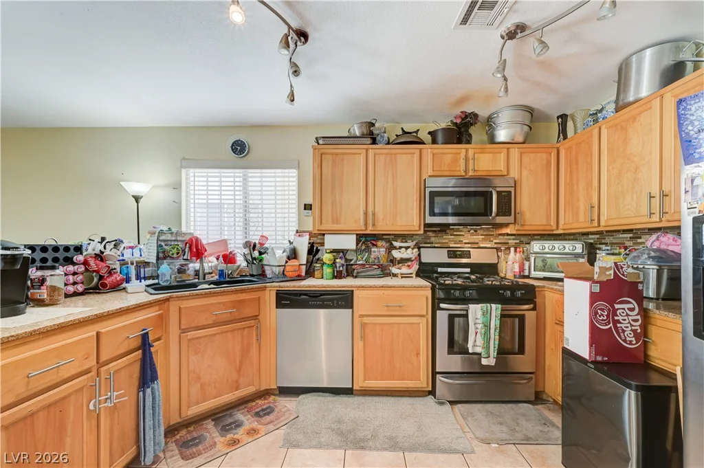 8325 Haven Cove, Las Vegas, NV 89113