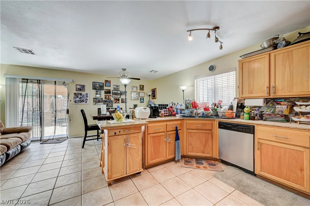 8325 Haven Cove, Las Vegas, NV 89113