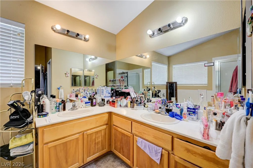 8325 Haven Cove, Las Vegas, NV 89113