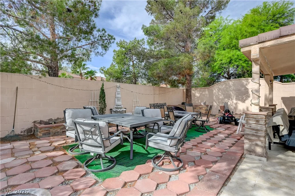 8325 Haven Cove, Las Vegas, NV 89113