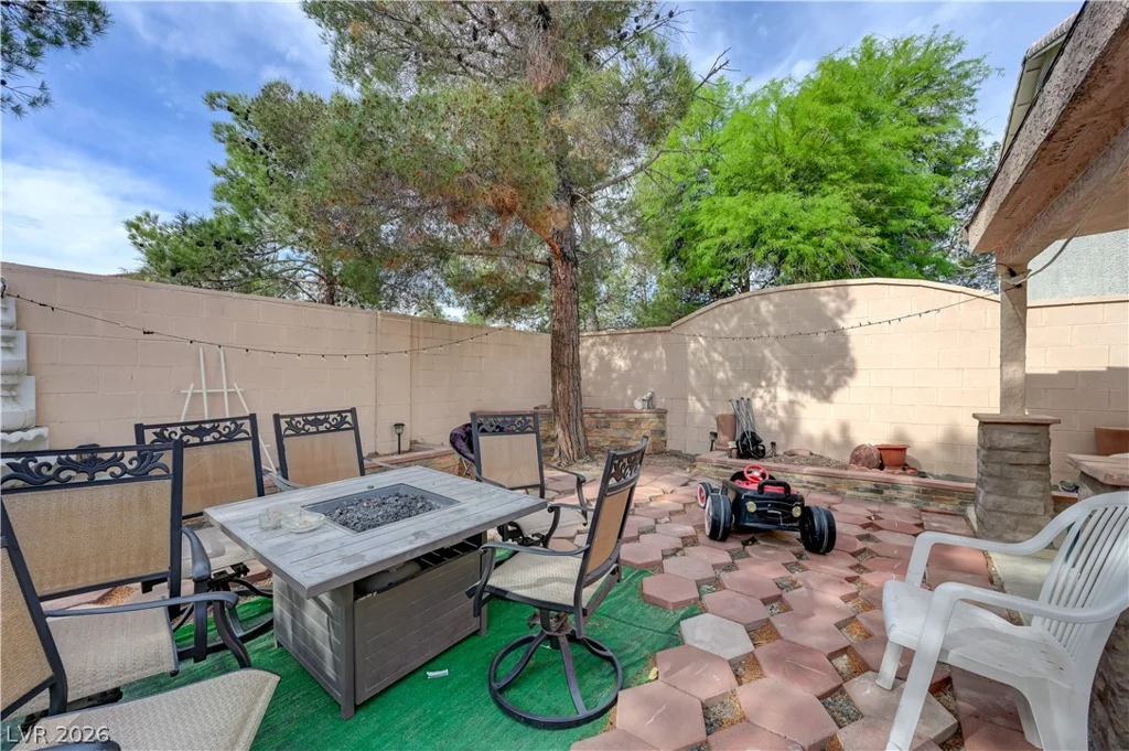 8325 Haven Cove, Las Vegas, NV 89113
