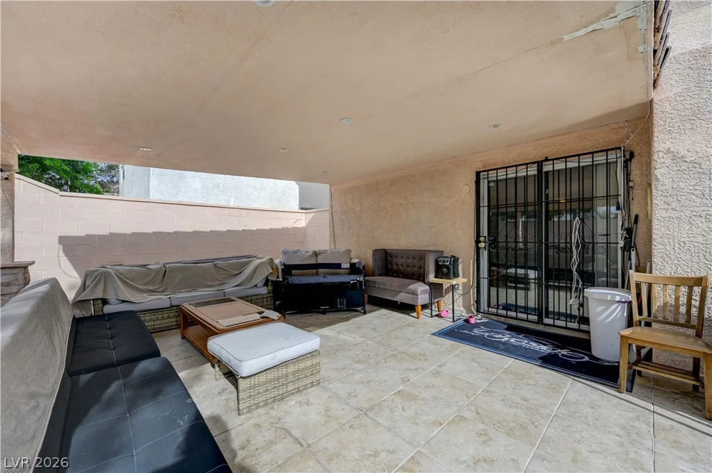 8325 Haven Cove, Las Vegas, NV 89113