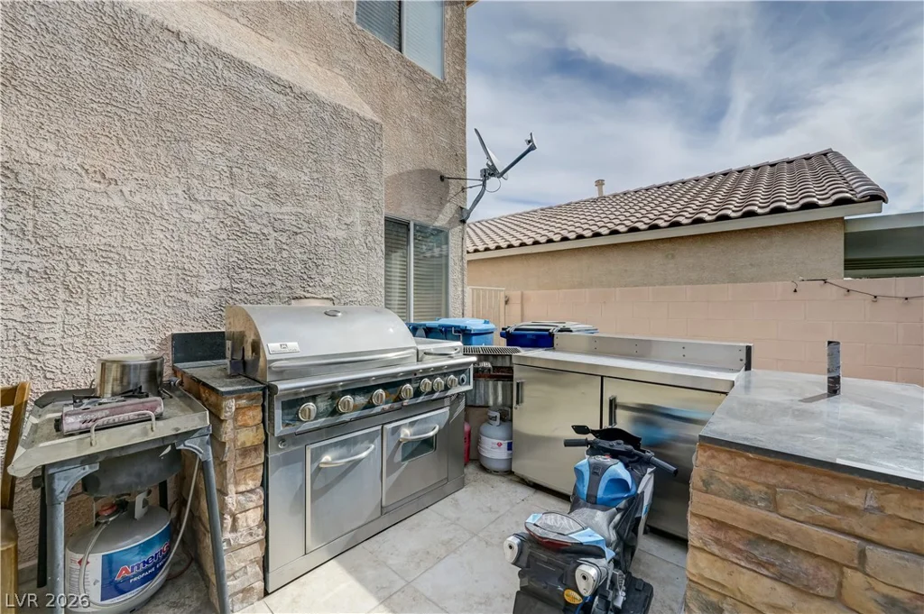 8325 Haven Cove, Las Vegas, NV 89113