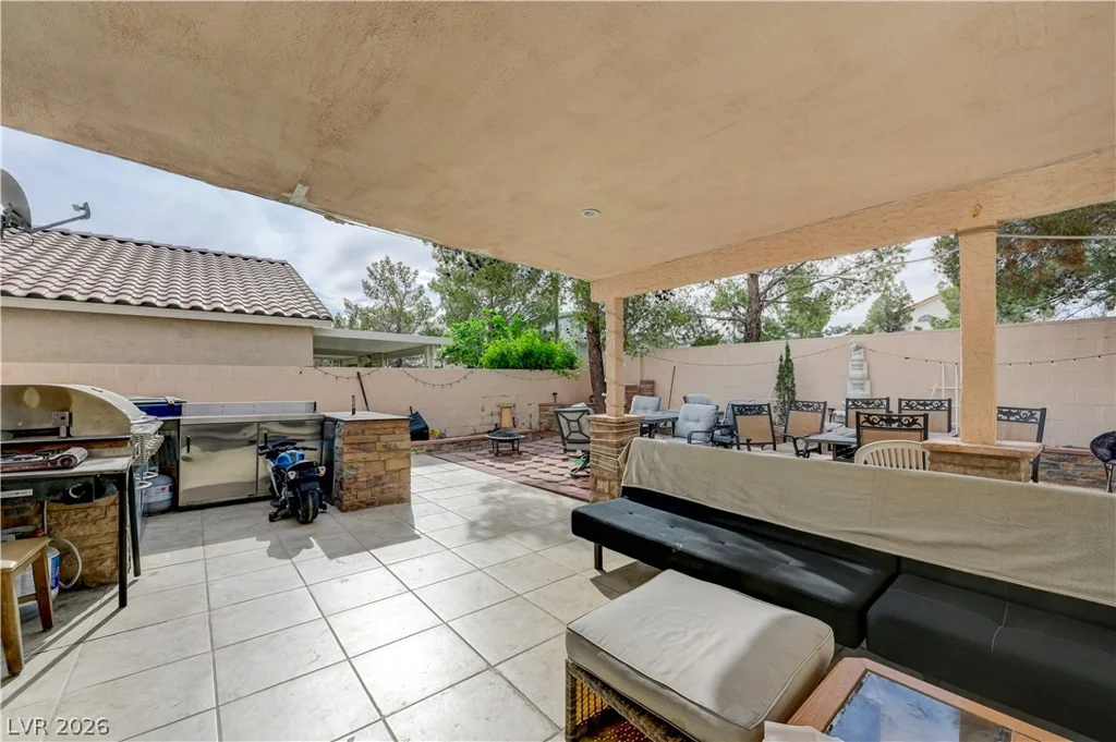8325 Haven Cove, Las Vegas, NV 89113