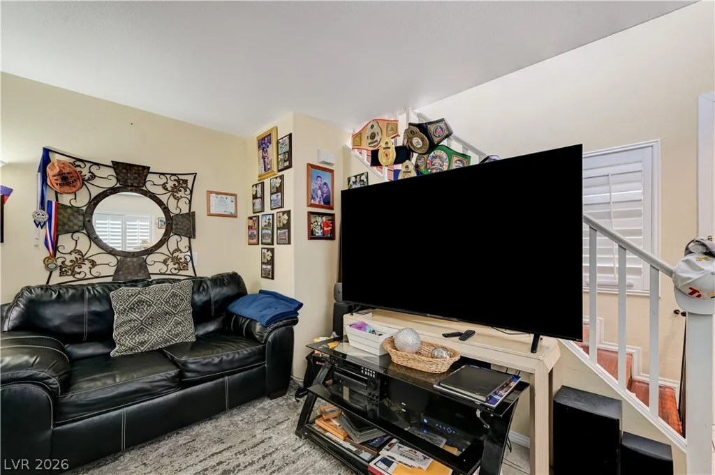 8325 Haven Cove, Las Vegas, NV 89113