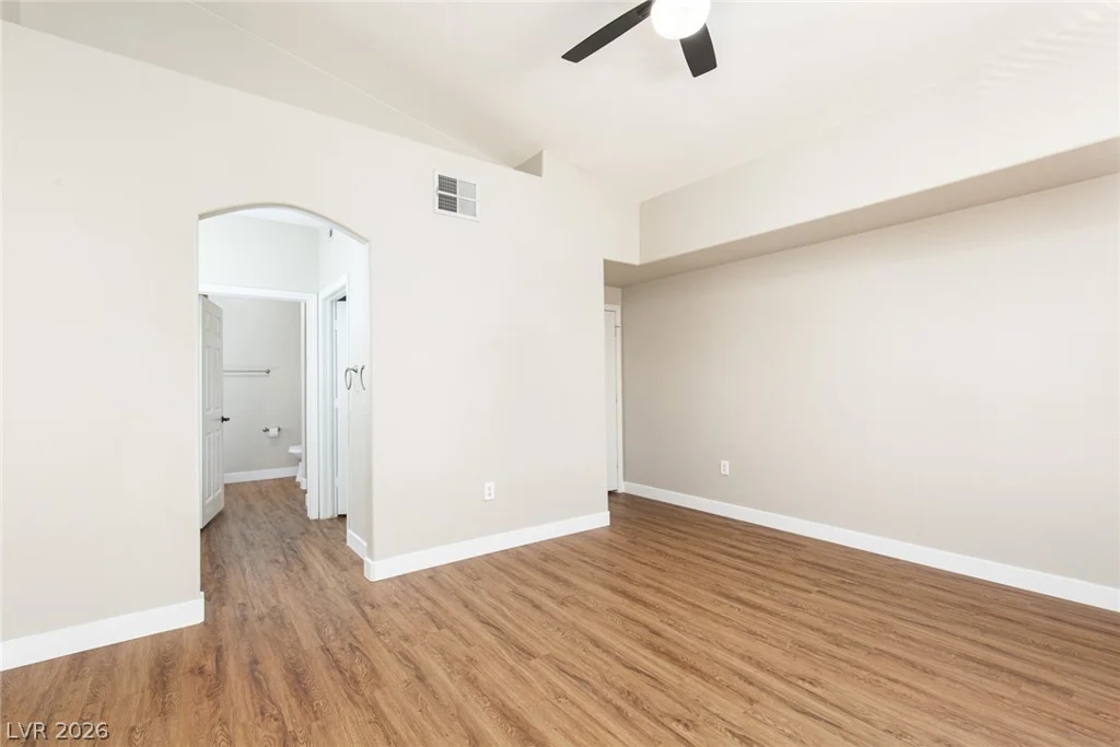 3933 Lazy Pine, Las Vegas, NV 89108
