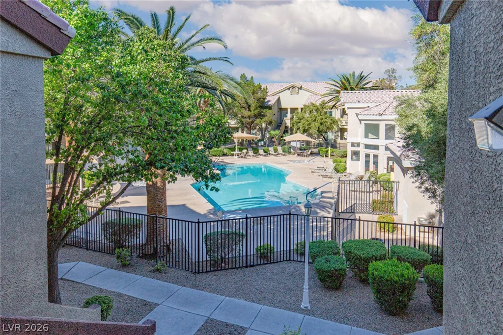 3933 Lazy Pine, Las Vegas, NV 89108