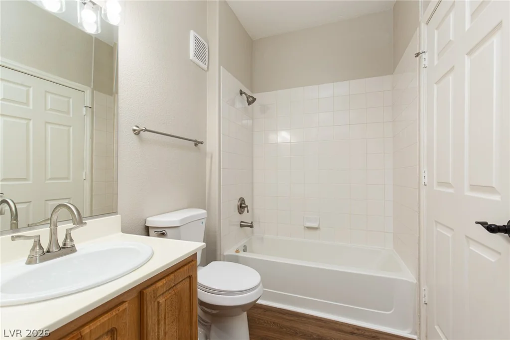 3933 Lazy Pine, Las Vegas, NV 89108