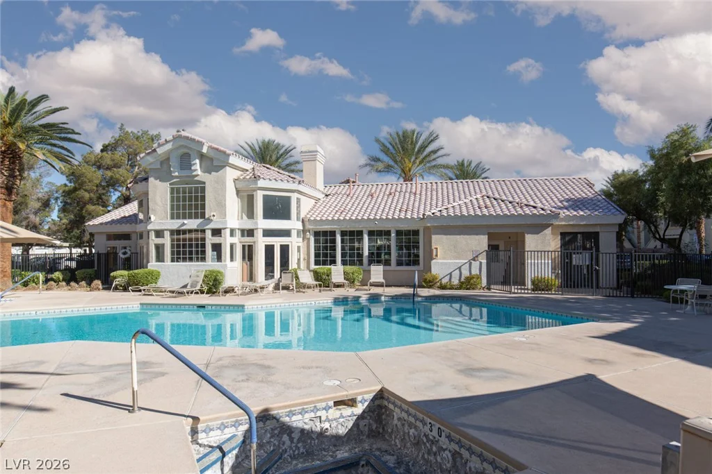 3933 Lazy Pine, Las Vegas, NV 89108