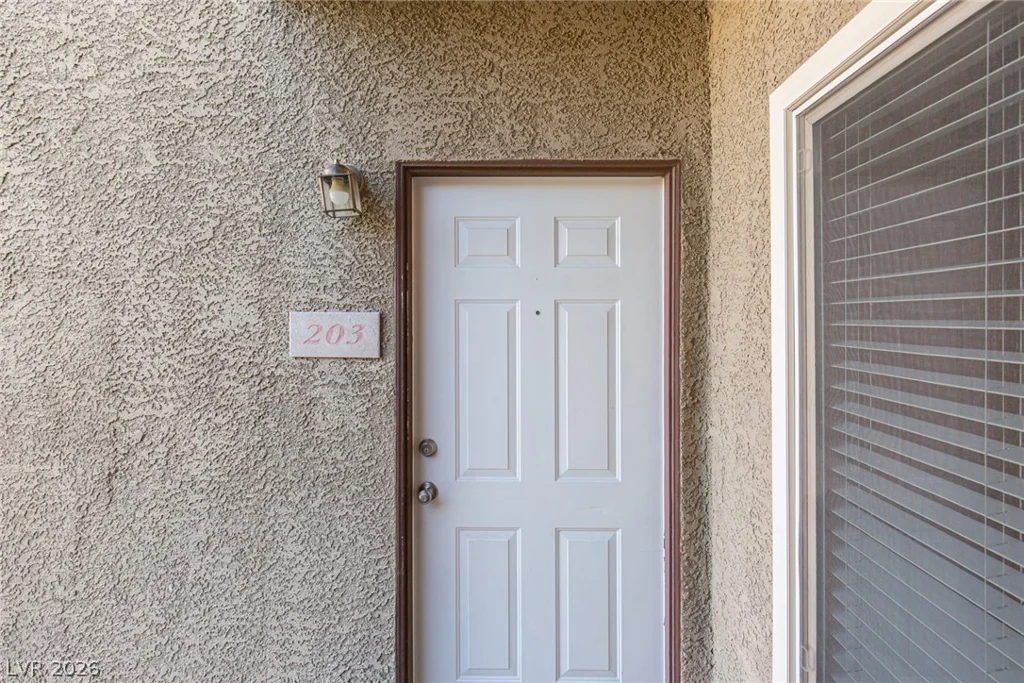 3933 Lazy Pine, Las Vegas, NV 89108