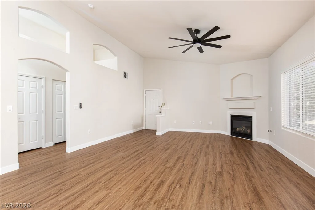3933 Lazy Pine, Las Vegas, NV 89108
