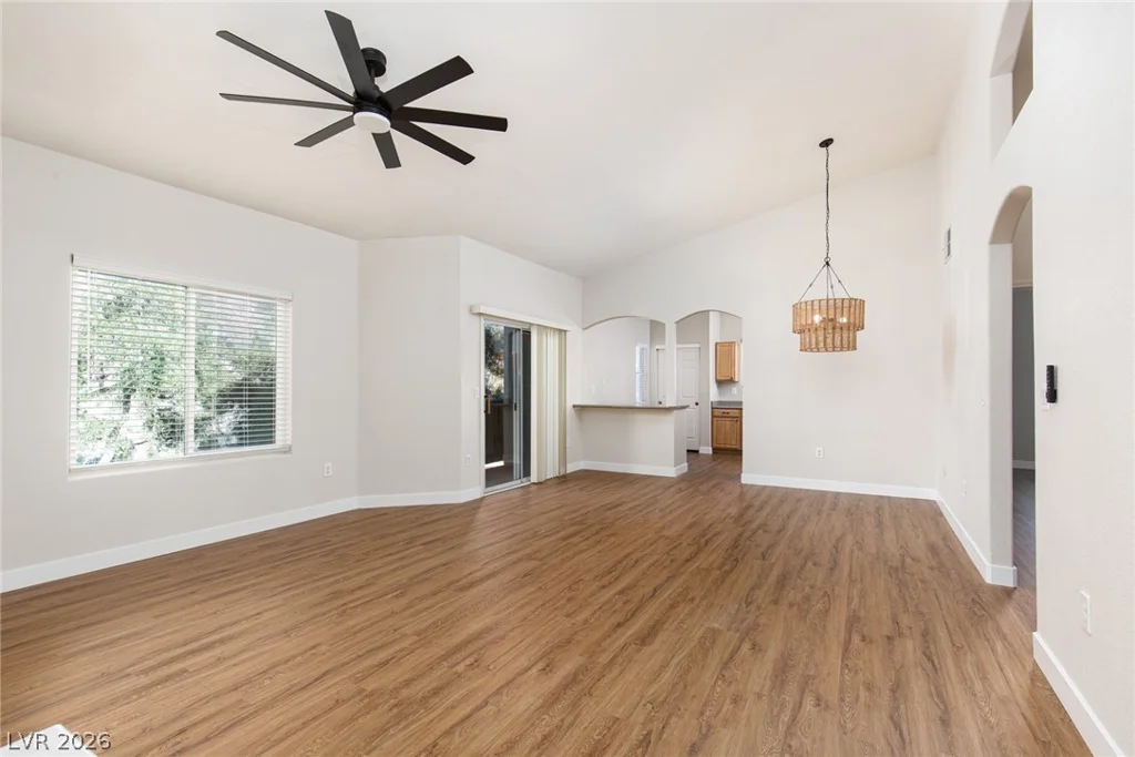 3933 Lazy Pine, Las Vegas, NV 89108
