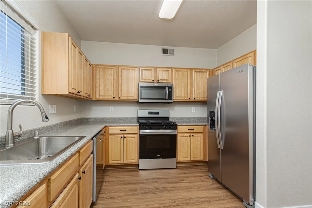 3933 Lazy Pine, Las Vegas, NV 89108
