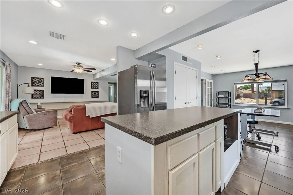 4716 Marlboro, Las Vegas, NV 89147