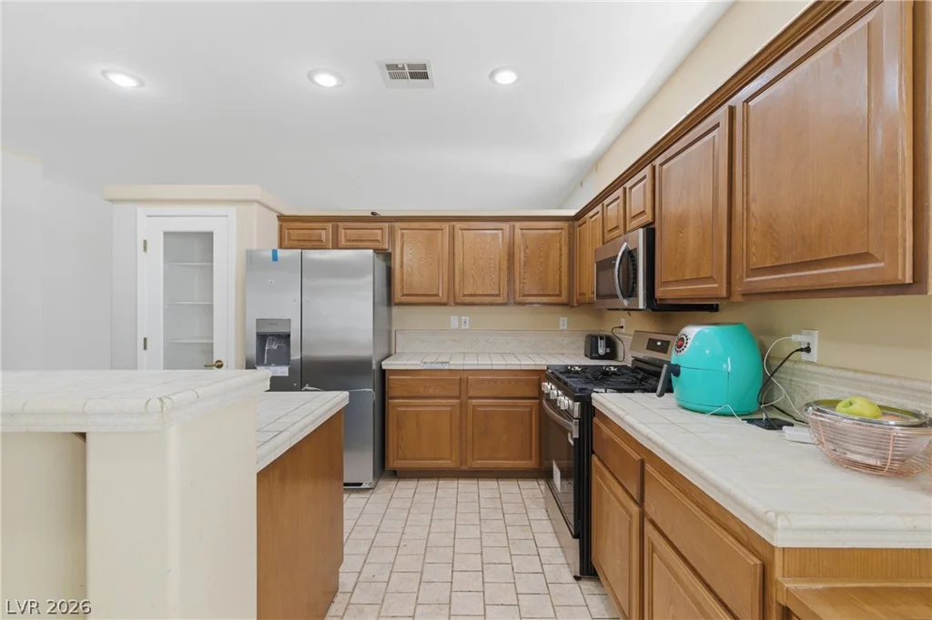 4433 El Presidio, Las Vegas, NV 89141