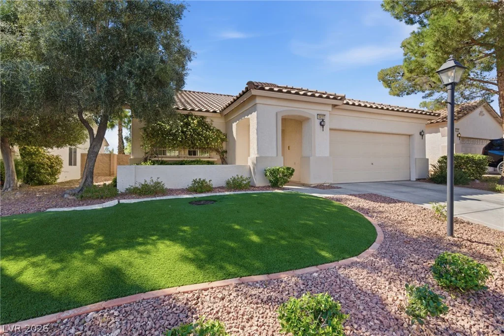 4433 El Presidio, Las Vegas, NV 89141