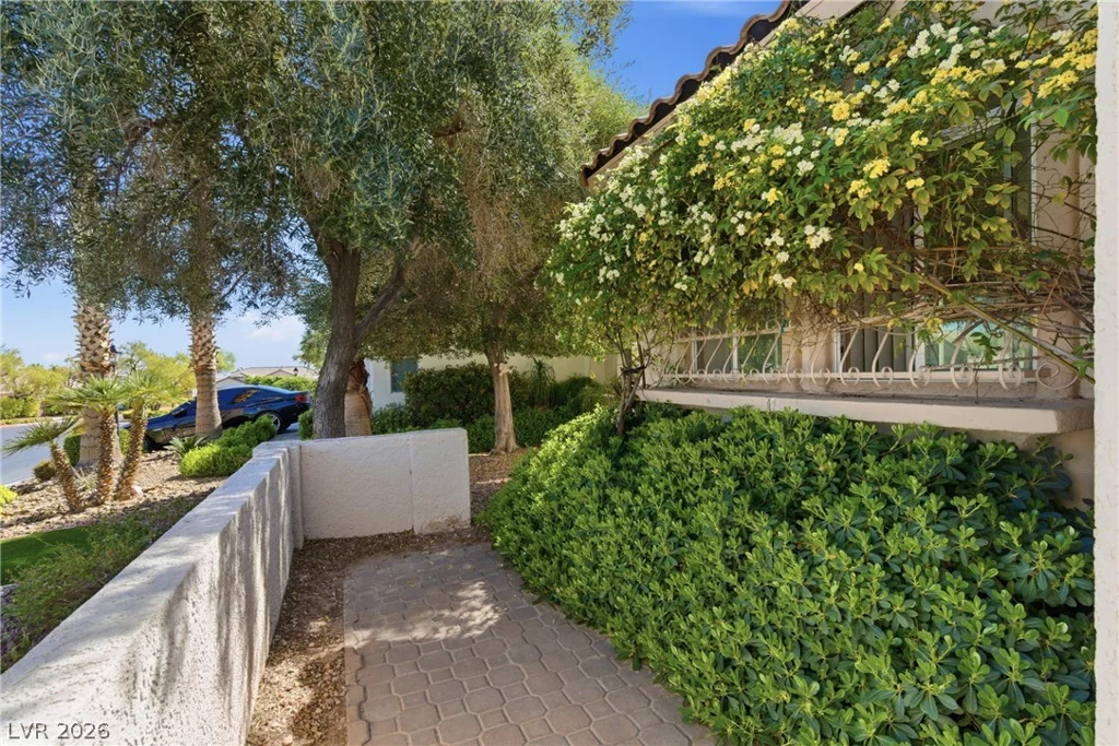 4433 El Presidio, Las Vegas, NV 89141