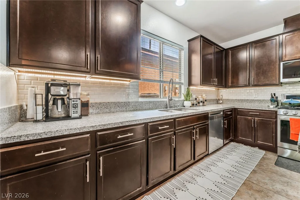 6733 Chelsea Ridge, North Las Vegas, NV 89084