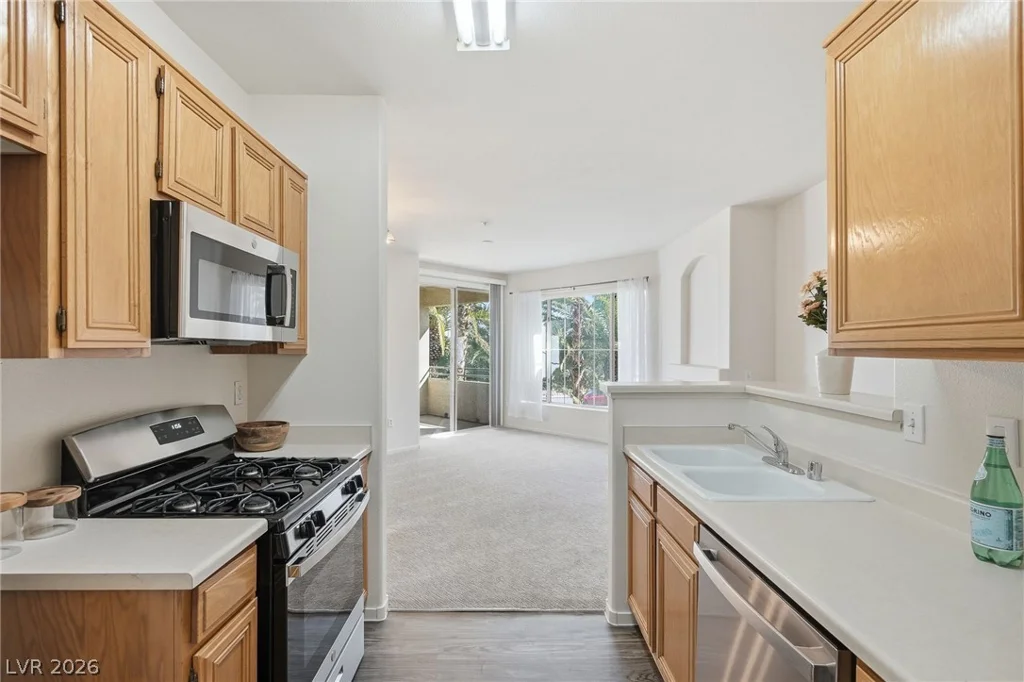 7185 Durango, Las Vegas, NV 89113