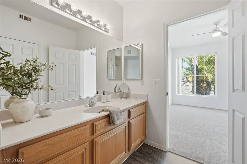 7185 Durango, Las Vegas, NV 89113
